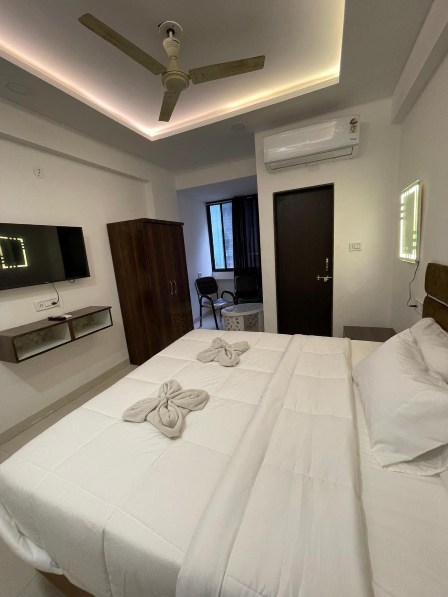 אינדורה Hotel Kiwi Inn Vijaynagar Scheme 78 מראה חיצוני תמונה
